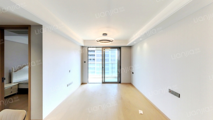 江畔月明府二手房实景图