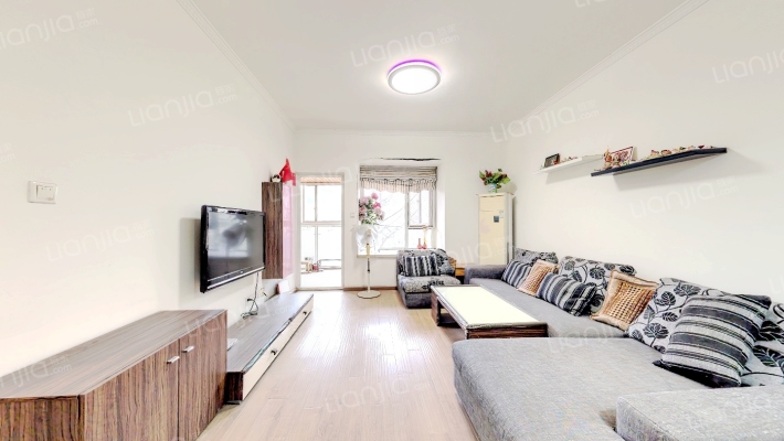 水岸华庭二手房实景图