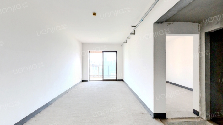 龙湖春森彼岸五期二手房实景图