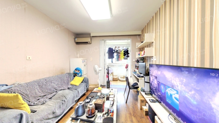 舜峰家苑二手房实景图