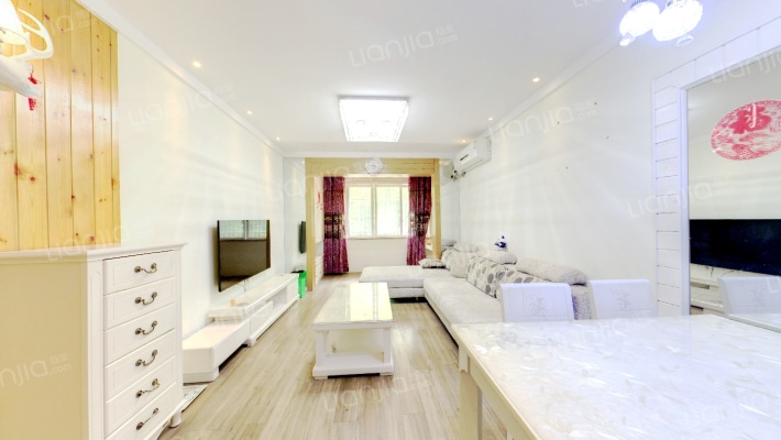 凤天桂园二手房实景图