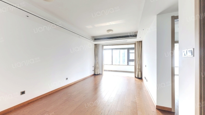 招商雍华府C区二手房实景图