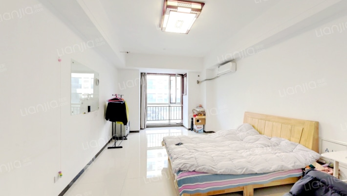 锦地SOHO二手房实景图