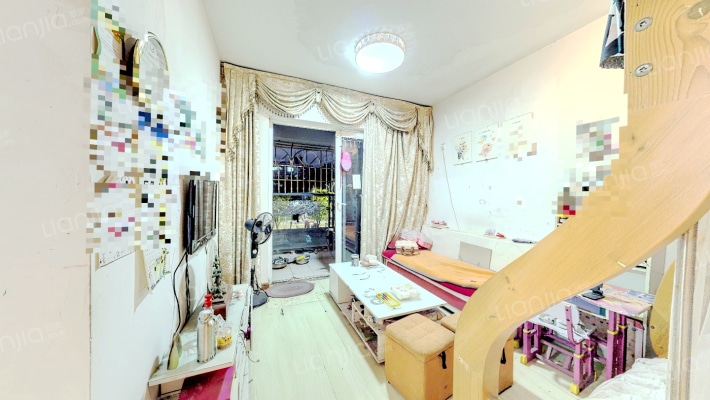 金众蓝钻风景二手房实景图