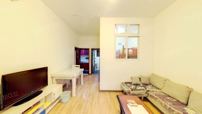 龙华商厦二手房实景图