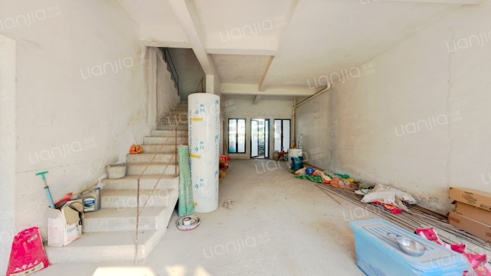 水漾林庭二手房实景图