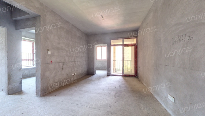 越昕晖二手房实景图