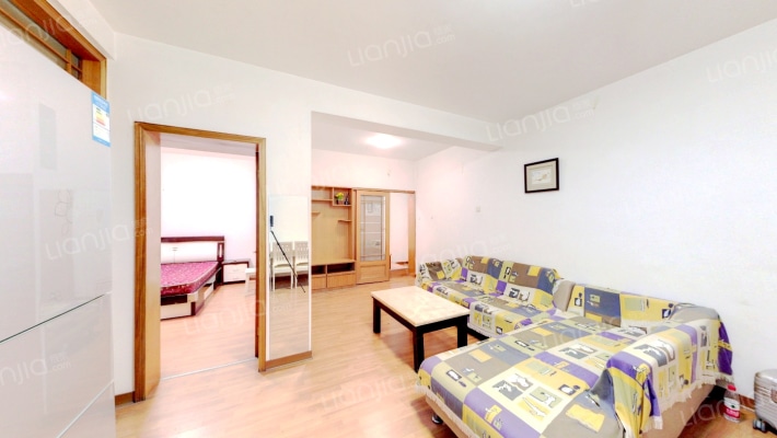 奥林匹克小区二手房实景图