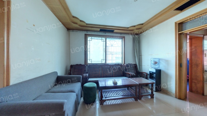 贵铁新苑二手房实景图