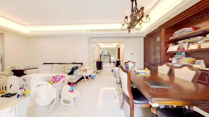 鸿瑞花园二期二手房实景图