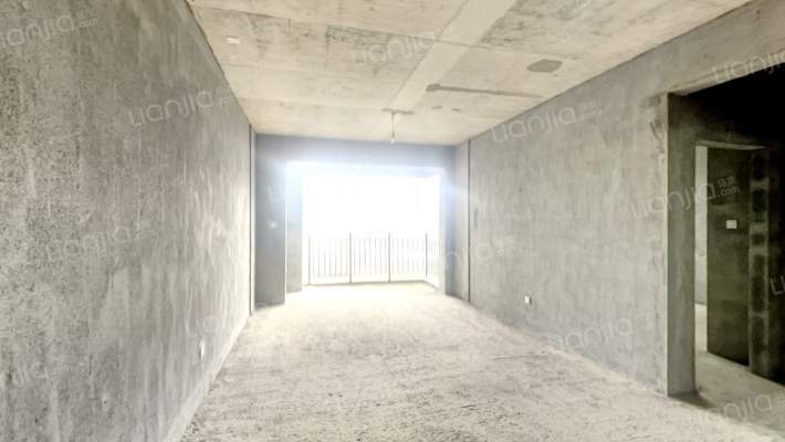 名门江山小区二手房实景图