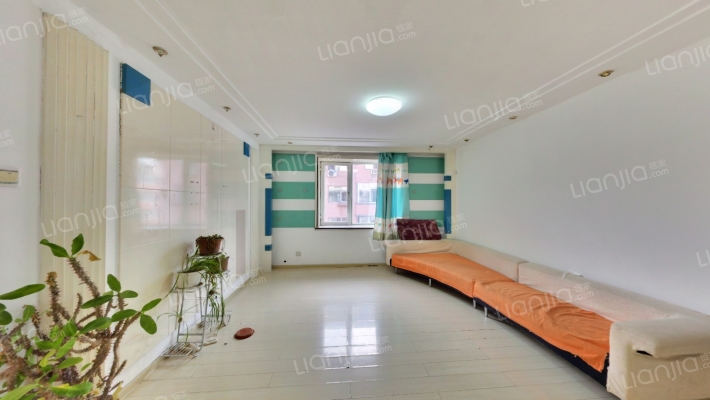 乾丰庭院二手房实景图