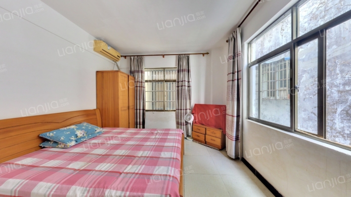 吉兴公寓二手房实景图