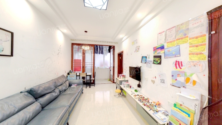 革新路110号大院二手房实景图