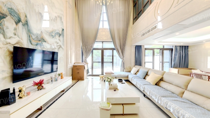 万科棠樾一期悦水庄二手房实景图