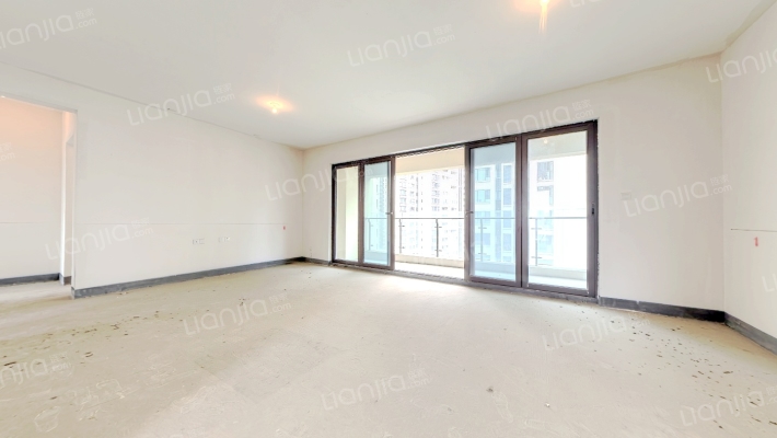 金科博翠天宸二手房实景图