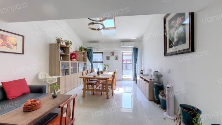 钟鼎名悦广场二手房实景图