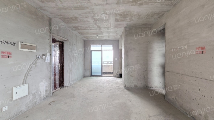 梨江鑫苑二手房实景图