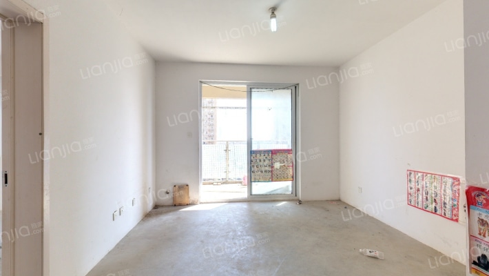 新江雅苑二手房实景图