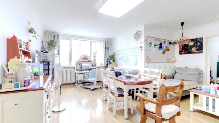 十一教工楼二手房实景图