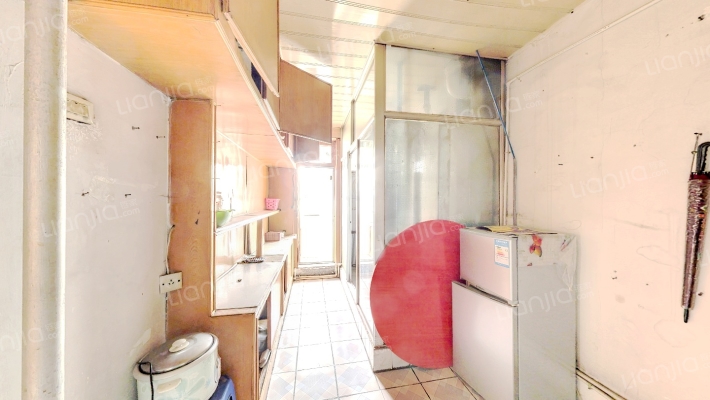 万新东苑二手房实景图