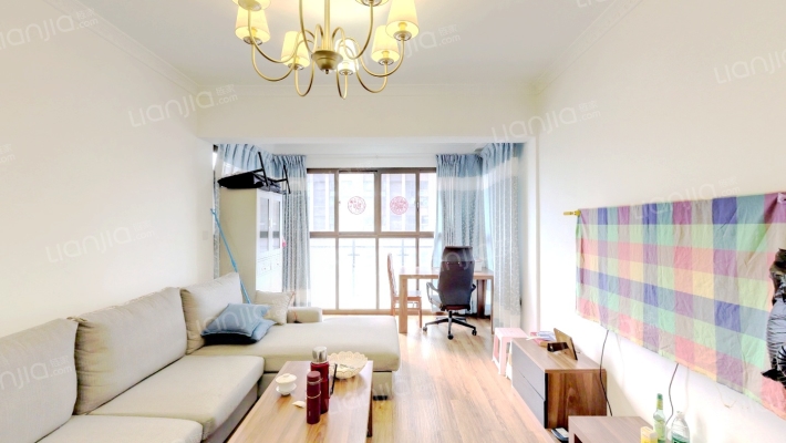 银海中心二手房实景图