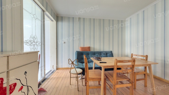 鼎业花苑二手房实景图