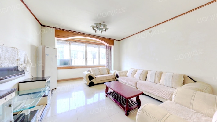 长冶路一段82号二手房实景图