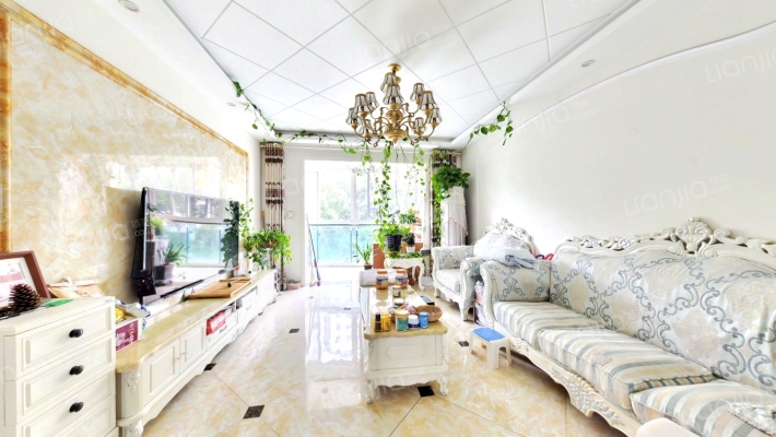 华亭绿景苑二手房实景图