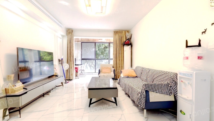 时代阳光花园二手房实景图