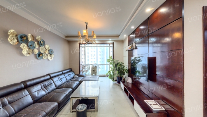 水晶城三期二手房实景图