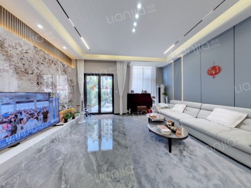 整租·太湖临湖湾 4室2厅 复式 南