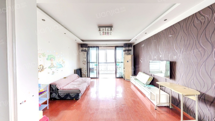 绿地海顿公馆A二手房实景图