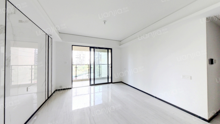 碧桂园旗山玖珑湾二手房实景图