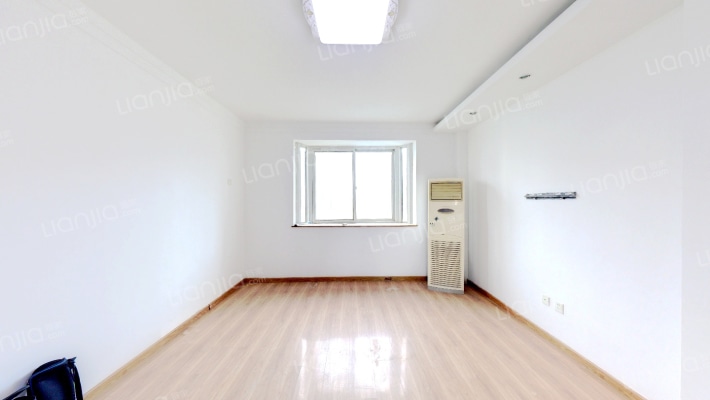 经一路北10号院二手房实景图