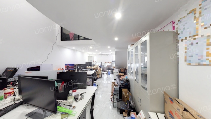 锐丰中心二手房实景图