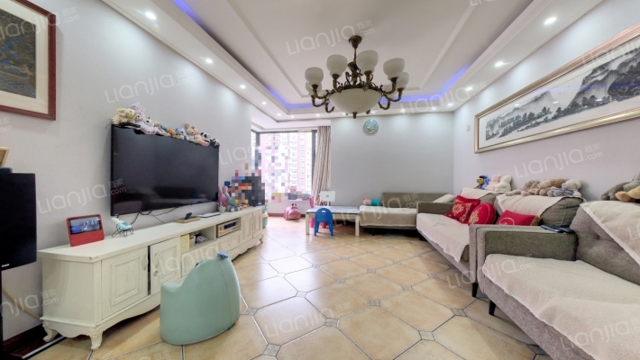 天朗蓝湖树二手房实景图