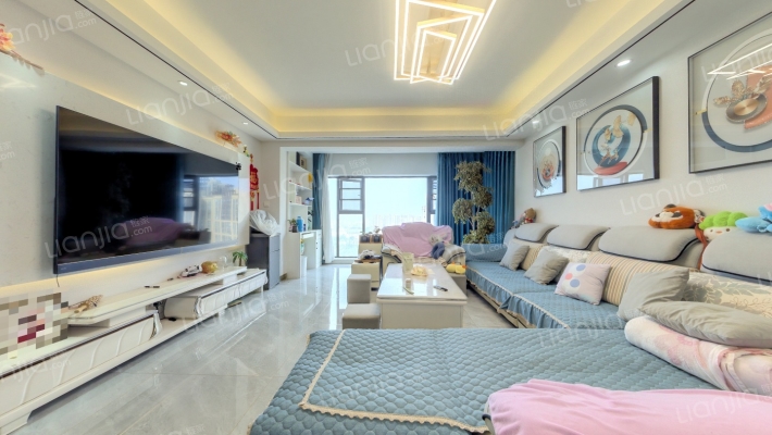 花样年龙年中心三期二手房实景图