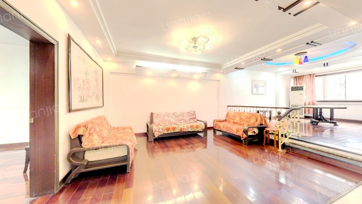 鸿泰佳园二手房实景图