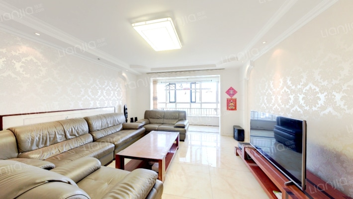 山海云天二手房实景图