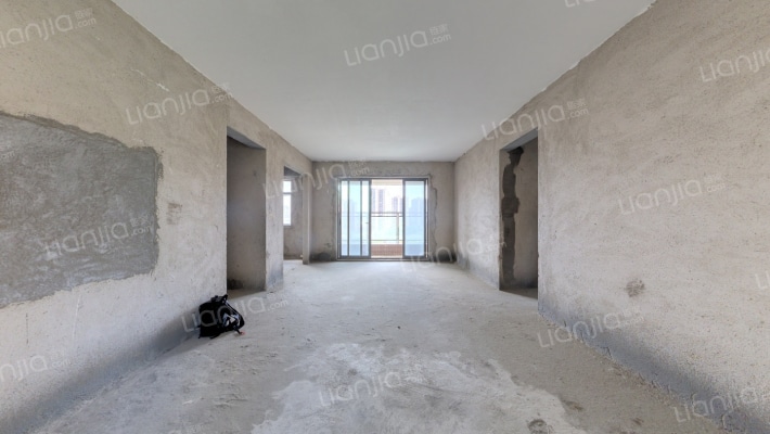 海伦堡弘诚厚园二手房实景图