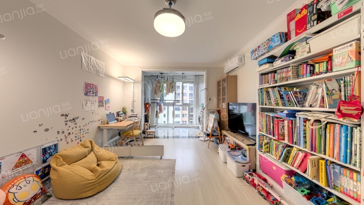 世博家园十一街坊二手房实景图