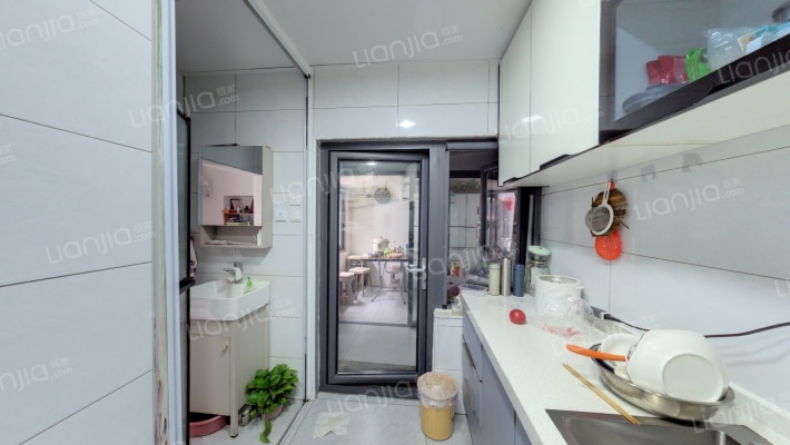 闹市口中街二手房实景图