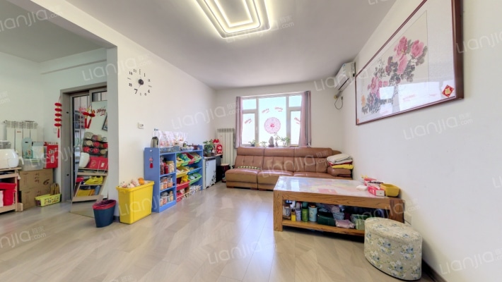 经纬嘉园西区二手房实景图