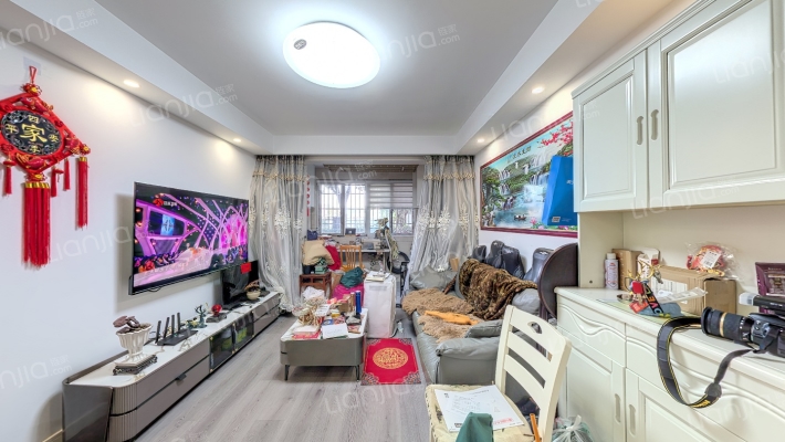 金碧苑二手房实景图