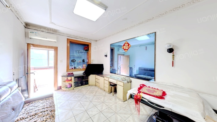 制药厂宿舍二手房实景图