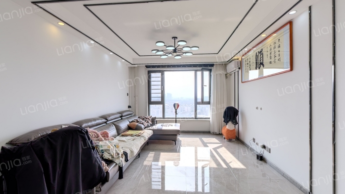 金域华庭二手房实景图