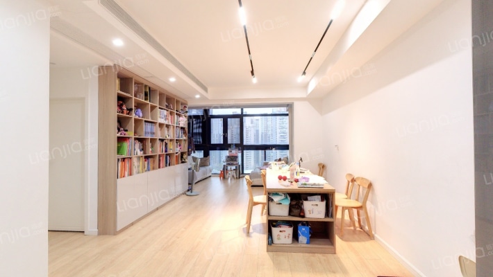 曦湾华府二手房实景图