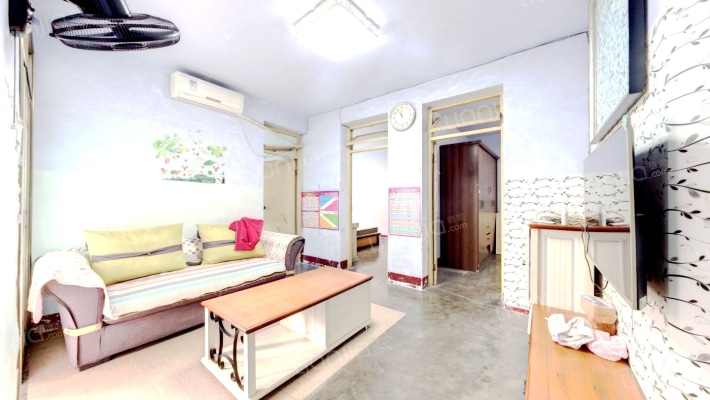 群和街1号二手房实景图