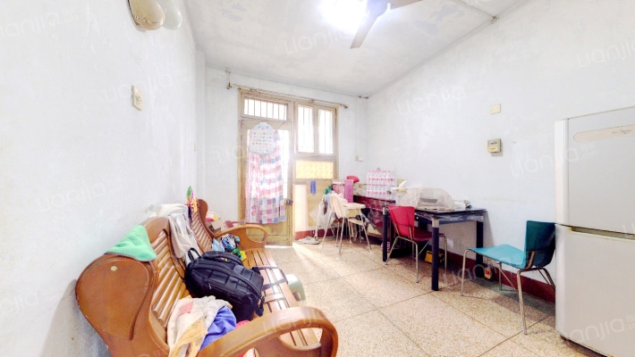 王家塘街93号二手房实景图